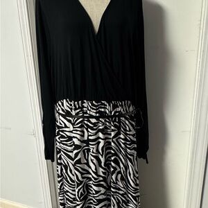 Elegant Zebra Print Maxi Dress